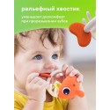 Прорезыватель-игрушка для зубов Рыбка из силикона Mombella цвет: оранжевый 02101