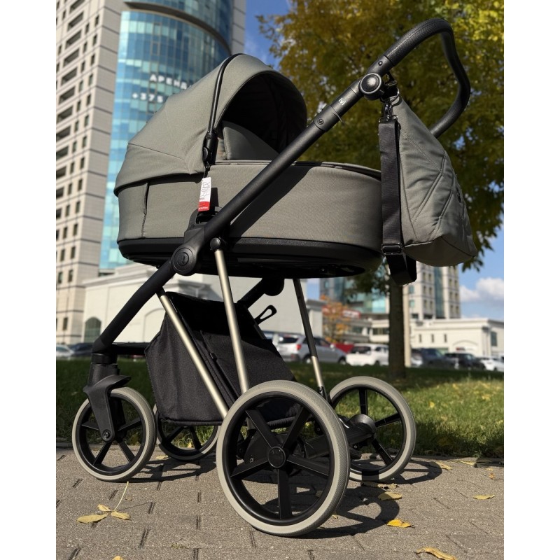 Коляска детская 2 в 1 Roan IVI 2.0 Vintage цвет: sage green / black perforated handle