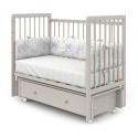 Кровать детская Pituso Tiny с ящиком + маятник + быстросъемная автостенка цвет: кашемир Кровать детская Pituso Tiny с ящиком + маятник + быстросъемная автостенка цвет: кашемир
