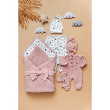 Комплект на выписку из роддома 8 предметов "ALPACA" цвет: пудровый / сердечки 0363