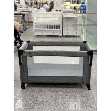 Манеж-кроватка с опускающейся стенкой Martin noir Nearby цвет: etna graphite