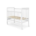 Детская деревянная кроватка Sweet Baby Bella на колесах+ быстросъемная стенка цвет: белая