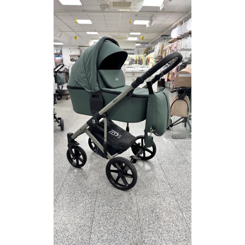 Коляска детская 2 в 1 Bjoy Mia ткань цвет: зеленый на оливковой раме 112 Коляска детская 2 в 1 Bjoy Mia ткань цвет: зеленый на оливковой раме 112