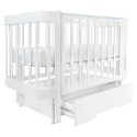 Кроватка деревянная Pituso Olivia с маятником, ящиком и быстросъемной автостенкой цвет: белый/белый