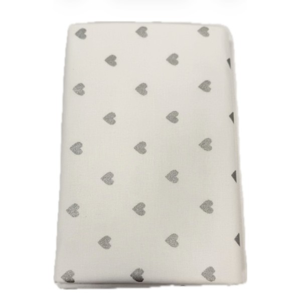 Непромокаемая многоразовая пеленка из ранфорса 60*90 см цвет: серые сердечки