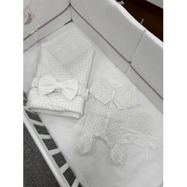 Муслиновый комплект на выписку и прогулки 4 предмета цвет: горошки на молочном 0387