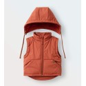 Теплая жилетка со съемным капюшоном 80-92 см цвет: кирпичный 110-105