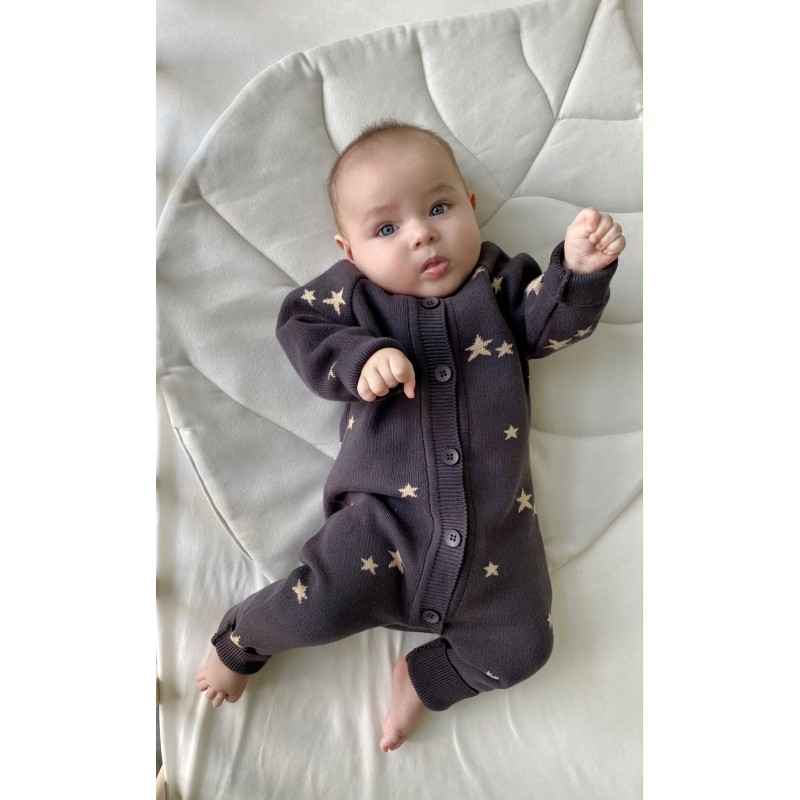 Вязаный хлопковый комбинезон Звездочки 74-80 см цвет: графит+бронза 7055-293 Вязаный хлопковый комбинезон Звездочки 74-80 см цвет: графит+бронза 7055-293