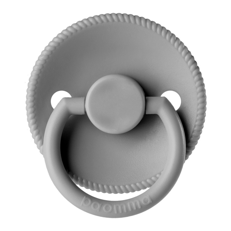 Пустышка Paomma с соской из натурального латекса (M) 6-18 месяцев цвет: Light grey Пустышка Paomma с соской из натурального латекса (M) 6-18 месяцев цвет: Light grey