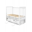 Детская деревянная кроватка с маятником и ящиком + быстросъемная стенка Sweet Baby Melissa цвет: белая
